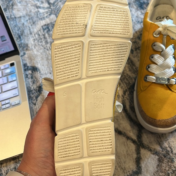 Ara Yellow Sneakers with White Laces - Picture 6 of 6